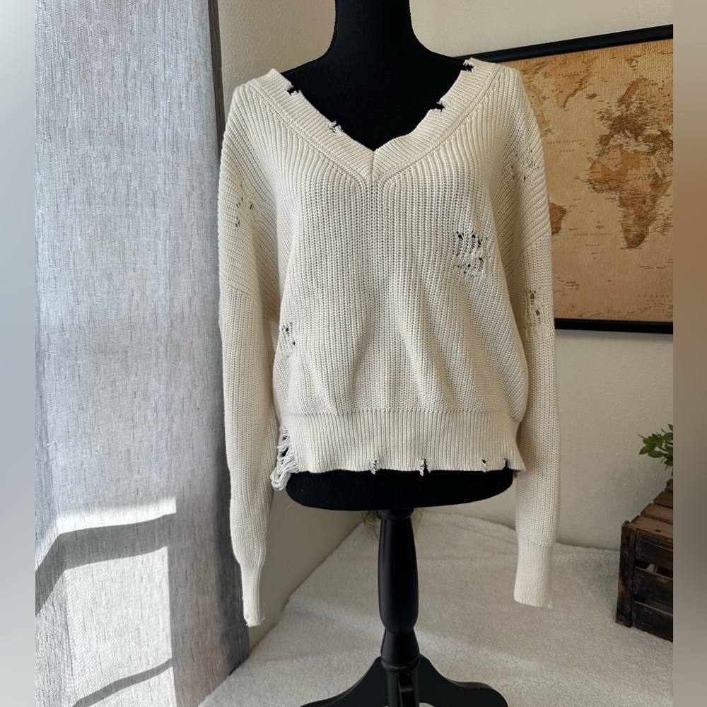 Arizona Jean Co distressed v-neck sweater